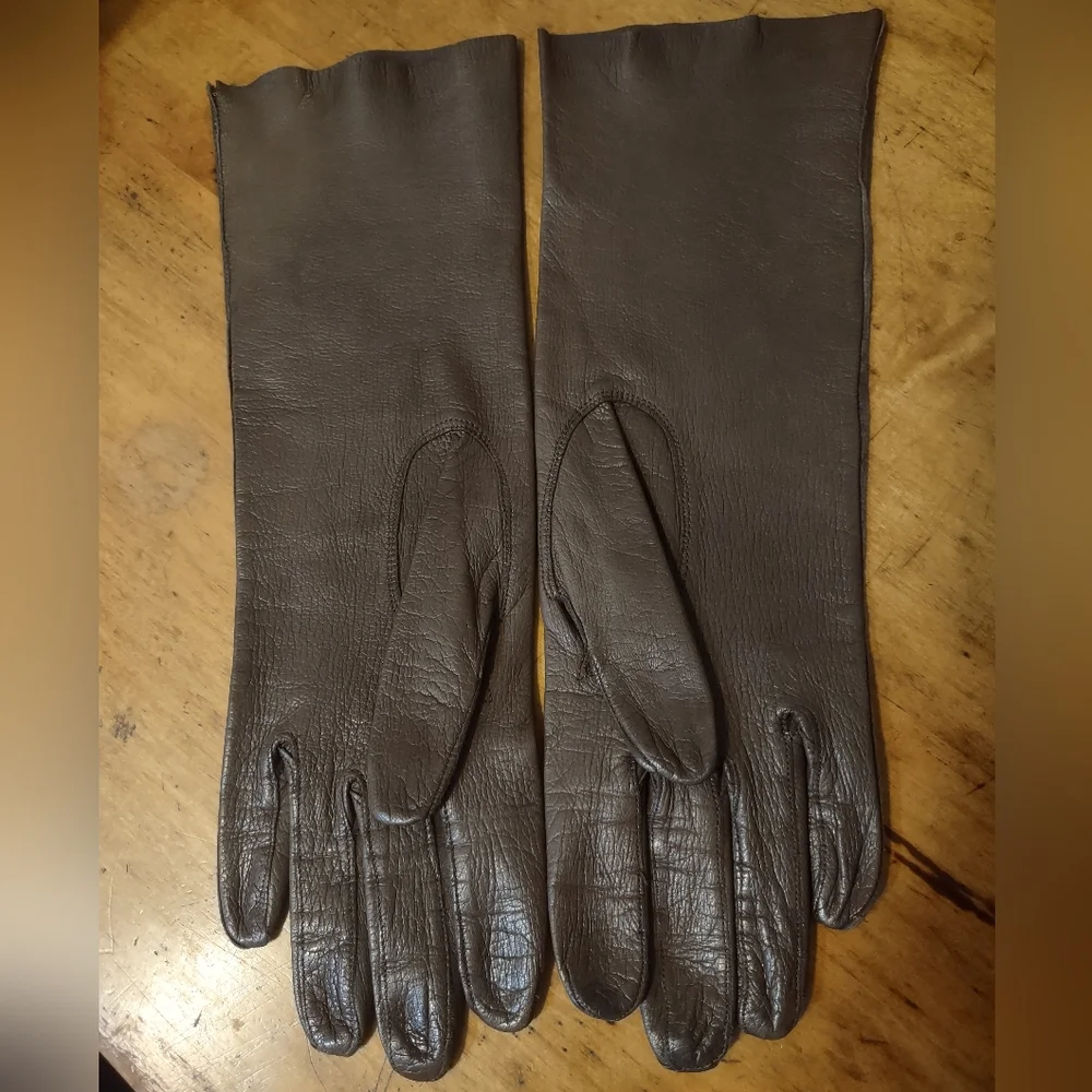 Elegant Brown Leather Gloves Forearm Length